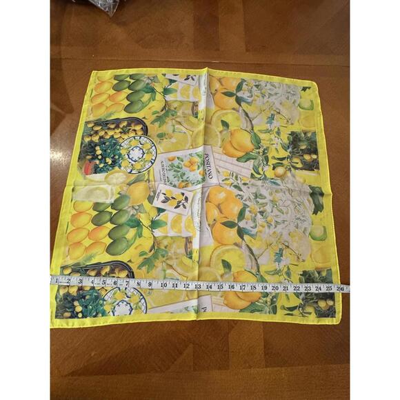 Lemon Print Scarf - Picture 3 of 4